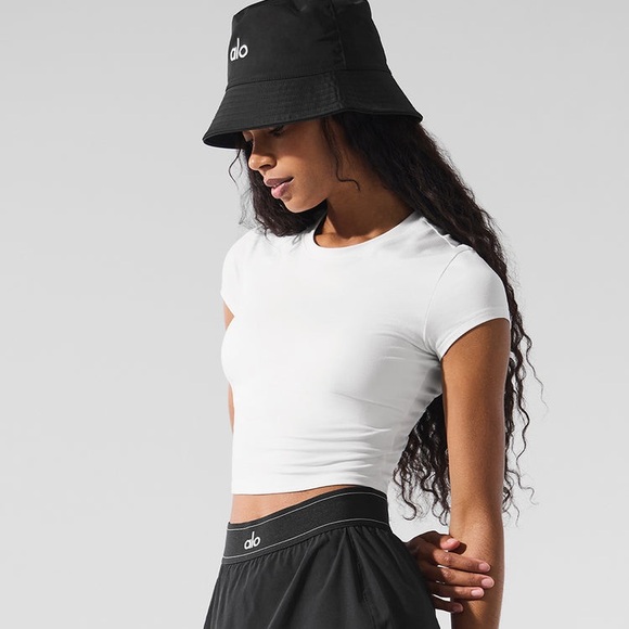 ALO | M | Alosoft Crop Finesse Short Sleeve - Picture 4 of 9